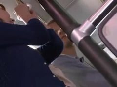 Japonska žena vara moža s skrivno kamero