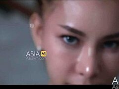 Un video porno asiatico mostra una pugile che viene scopata in faccia e dominata in varie posizioni sessuali
