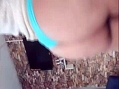 Arab slut in hijab squirts hard on webcam