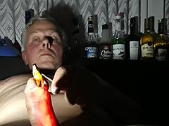 Екстремно убацивање мучења пениса и лоптице помоћу штапића за Хари Потера у ХДСМ видеу