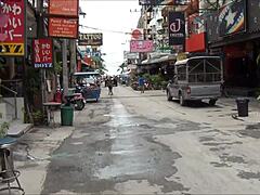 Thajské červené svetlo: Dobrodružstvo na chodnej ulici