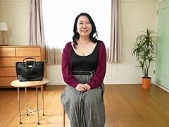 Japansk husmor Tatsuko Ashikawas første pornovideo